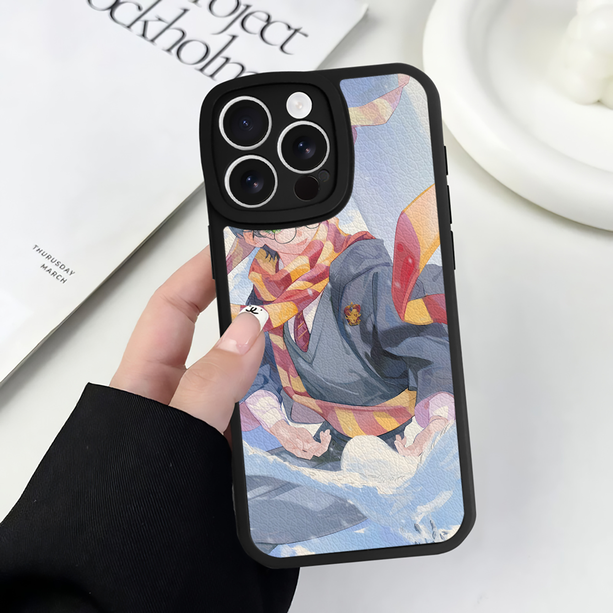 （画像用） Harry Potter ハリー・ポッターシリーズ 【iPhone 16シリーズ対応】シリコンスマホケース（レザー調） 材質：シリコン